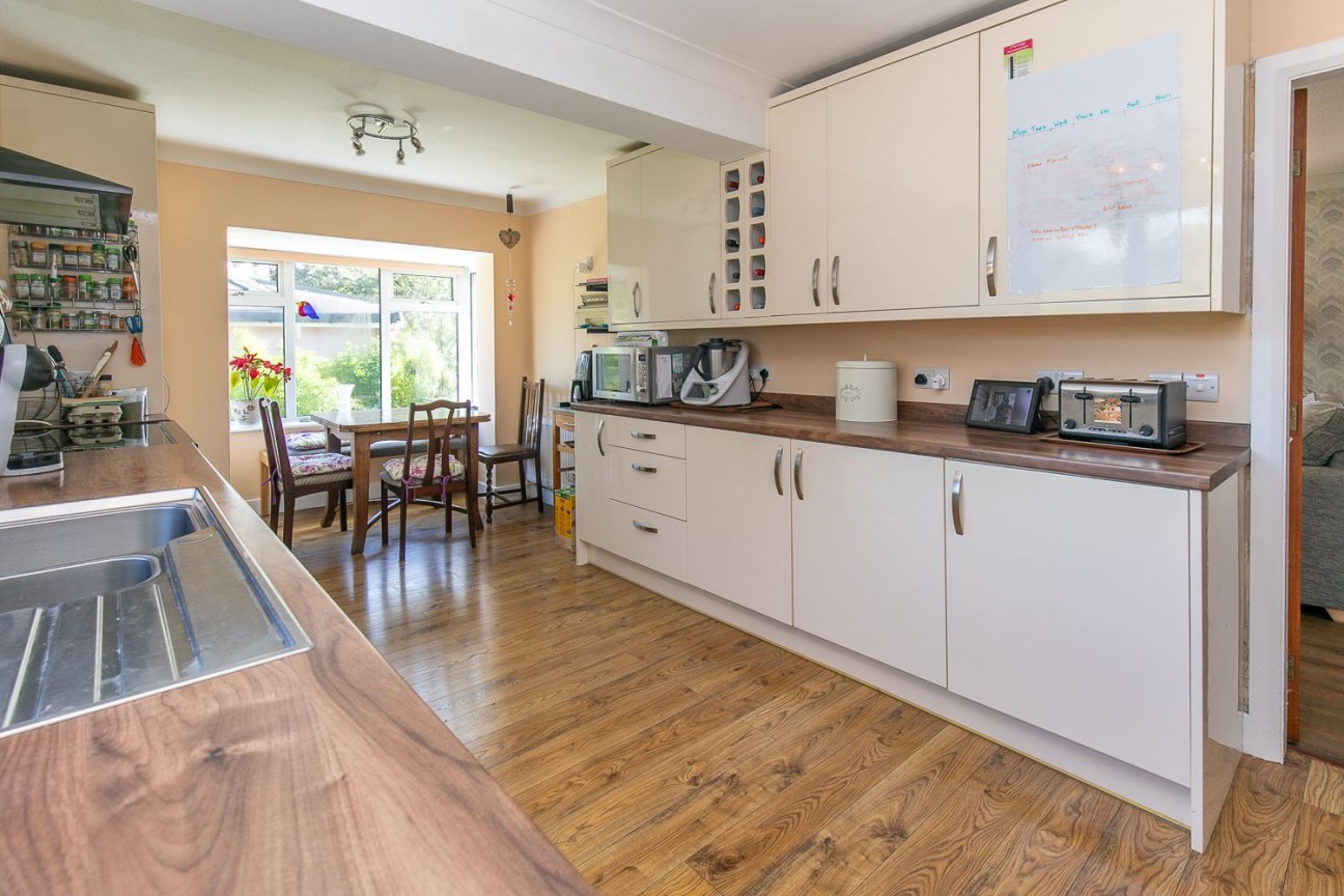 Dhoon Rushen, Surby Road, Port Erin, Isle of Man, IM9 6TE. - Photo 3 of 28