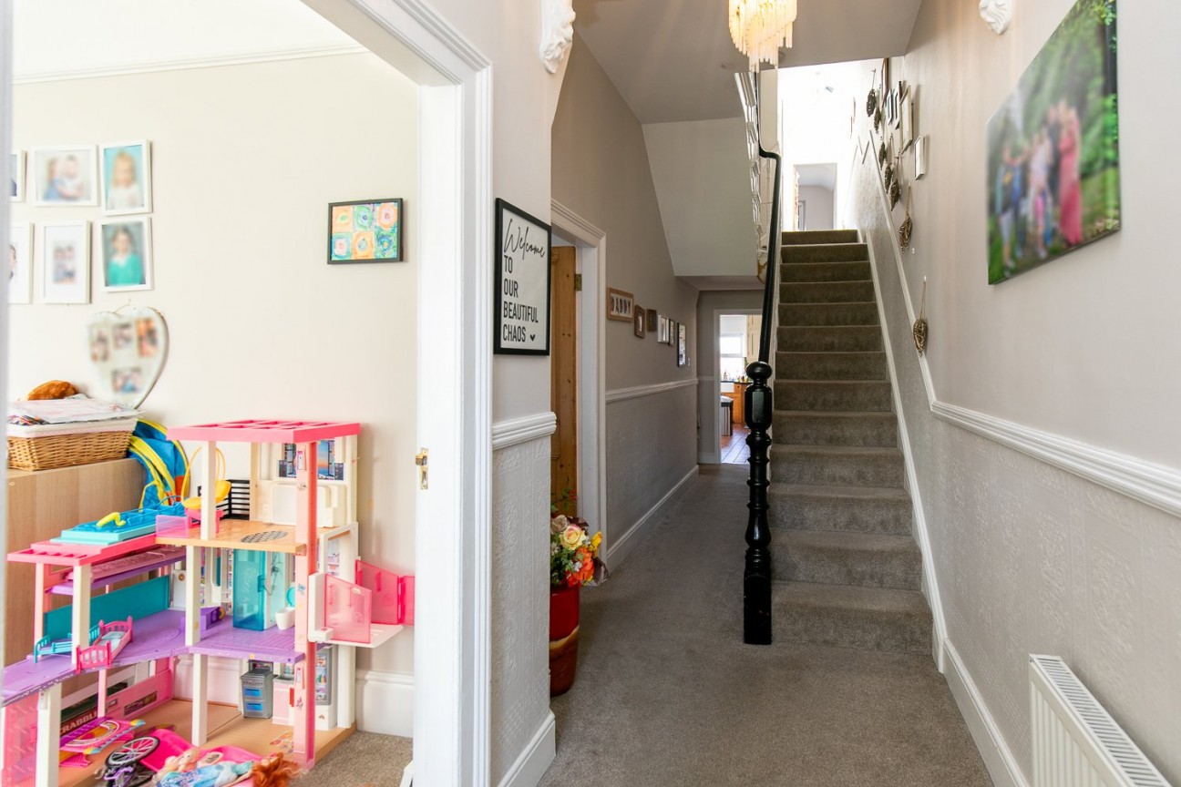 18, Brunswick Road, Isle of Man, IM2 3LQ, Douglas. - Photo 3 of 23