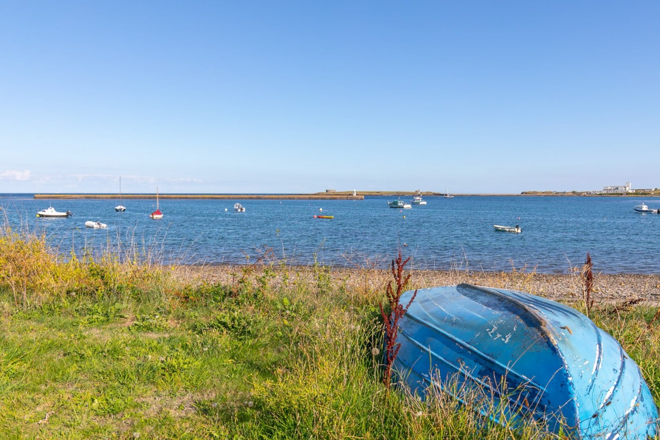 Beachway, Derbyhaven, Isle of Man, IM9 1TS, Castletown. - Photo 4 of 37