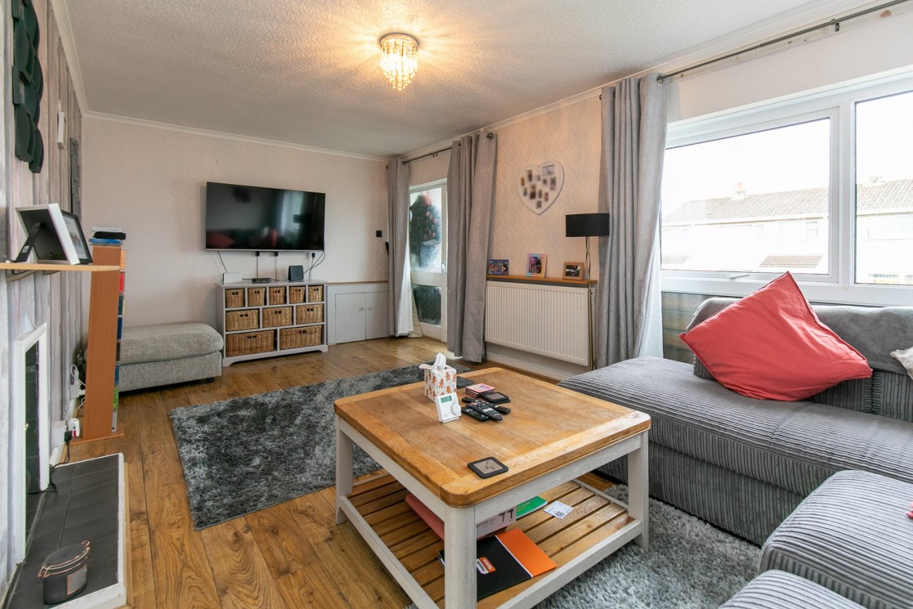 39, Wybourn Grove, Onchan, Isle of Man, IM3 4AU. - Photo 4 of 17