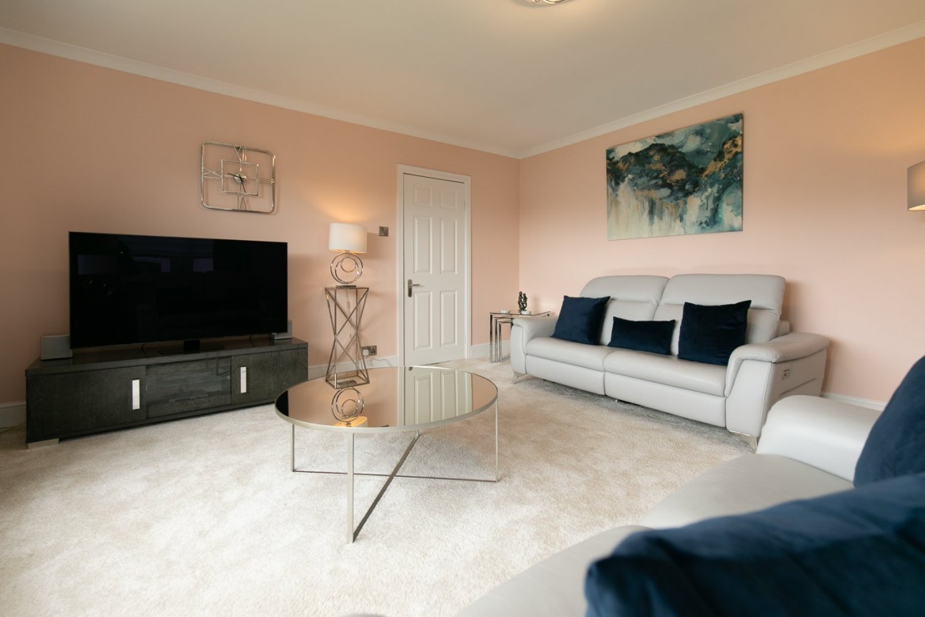 92, Ballagarey Road, Glen Vine, Isle of Man, IM4 4EU. - Photo 5 of 20