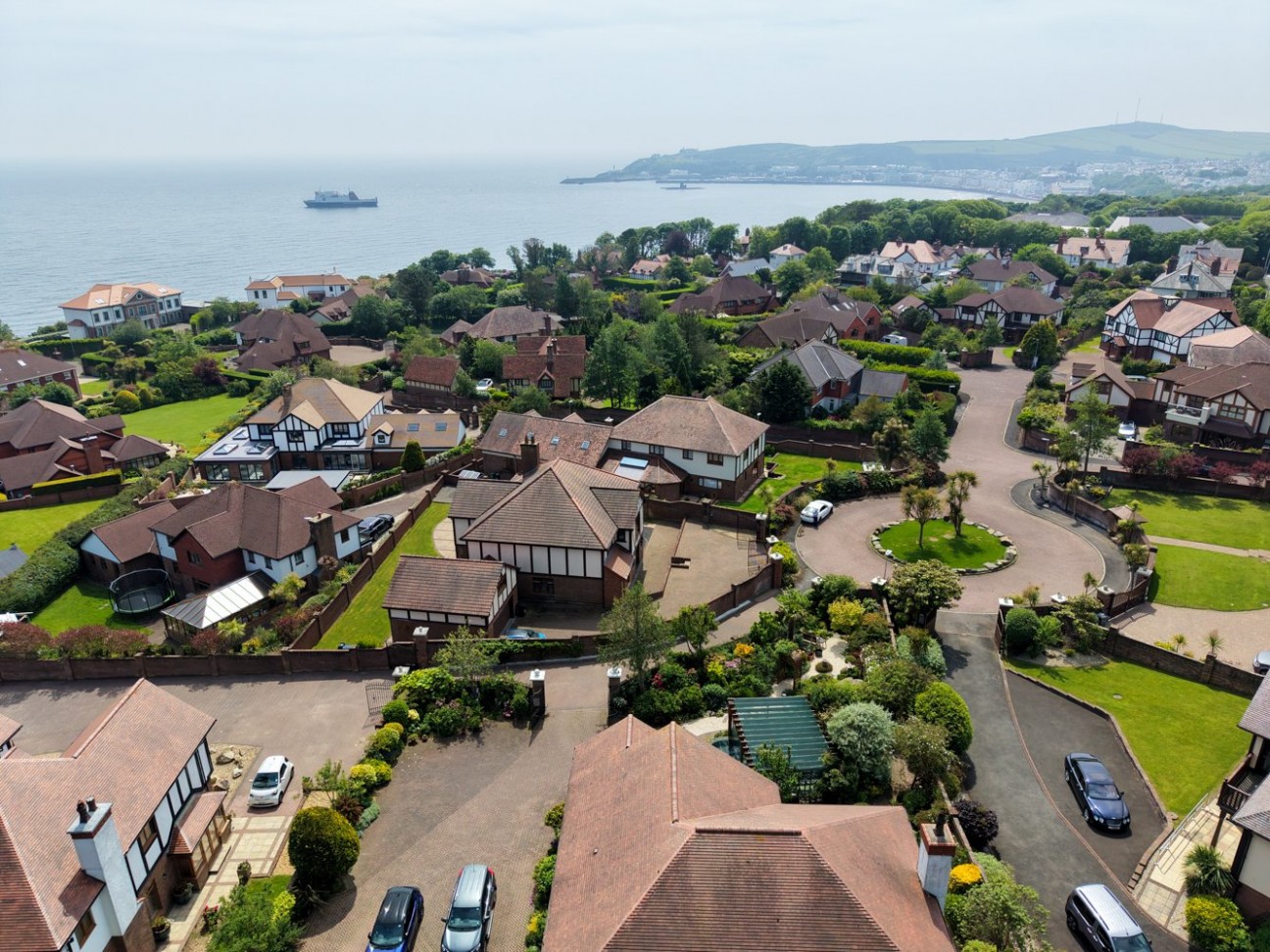 Fo Glion, 4, Lucerne Court, Douglas, IM2 6BJ. - Photo 4 of 39