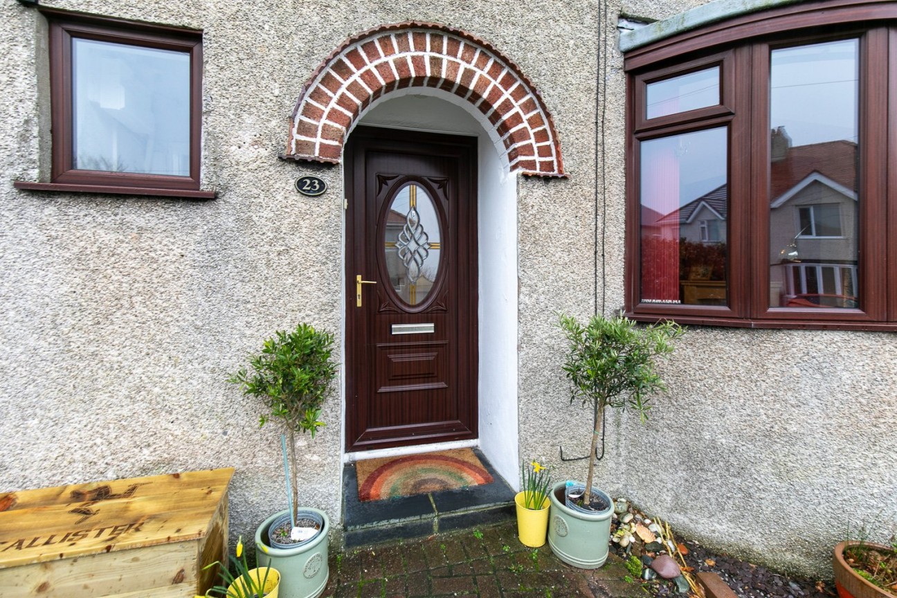 23, Terence Avenue, Douglas, IM2 5BN. - Photo 3 of 26