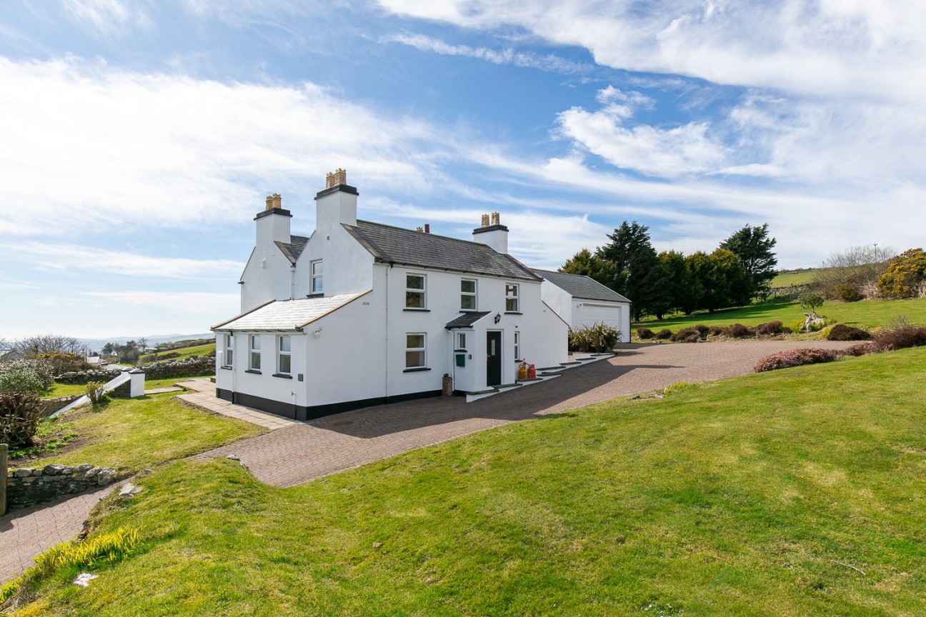 Thie-Ny-Dhreem, Laxey, IM4 7PW. - Photo 1 of 37