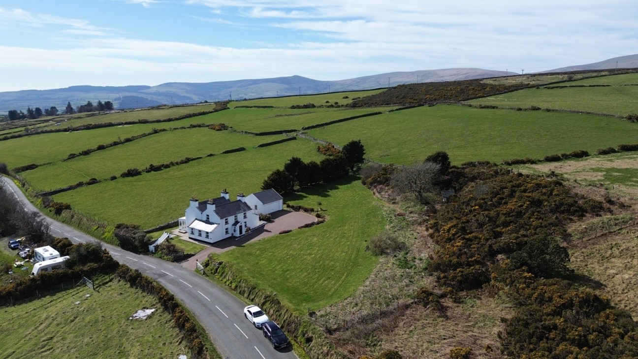 Thie-Ny-Dhreem, Laxey, IM4 7PW. - Photo 4 of 37