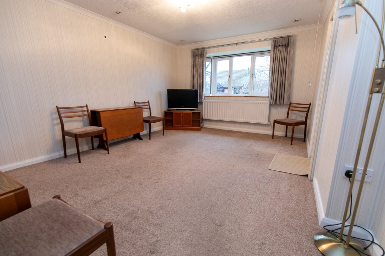 48, Saddle Mews, Isle of Man, IM2 1HS, Douglas. - Photo 2 of 12