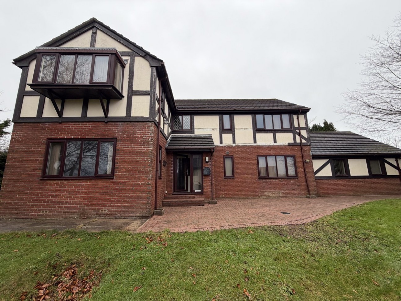 8, Beechwood Rise, Isle of Man, IM2 5NE, Braddan. - Photo 1 of 28