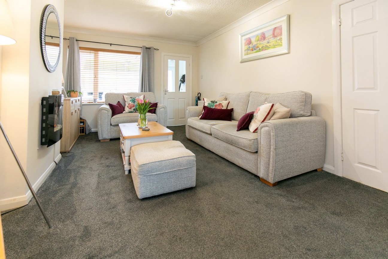 2, Slieau Curn Park, Kirk Michael, Isle of Man, IM6 1EH. - Photo 3 of 32