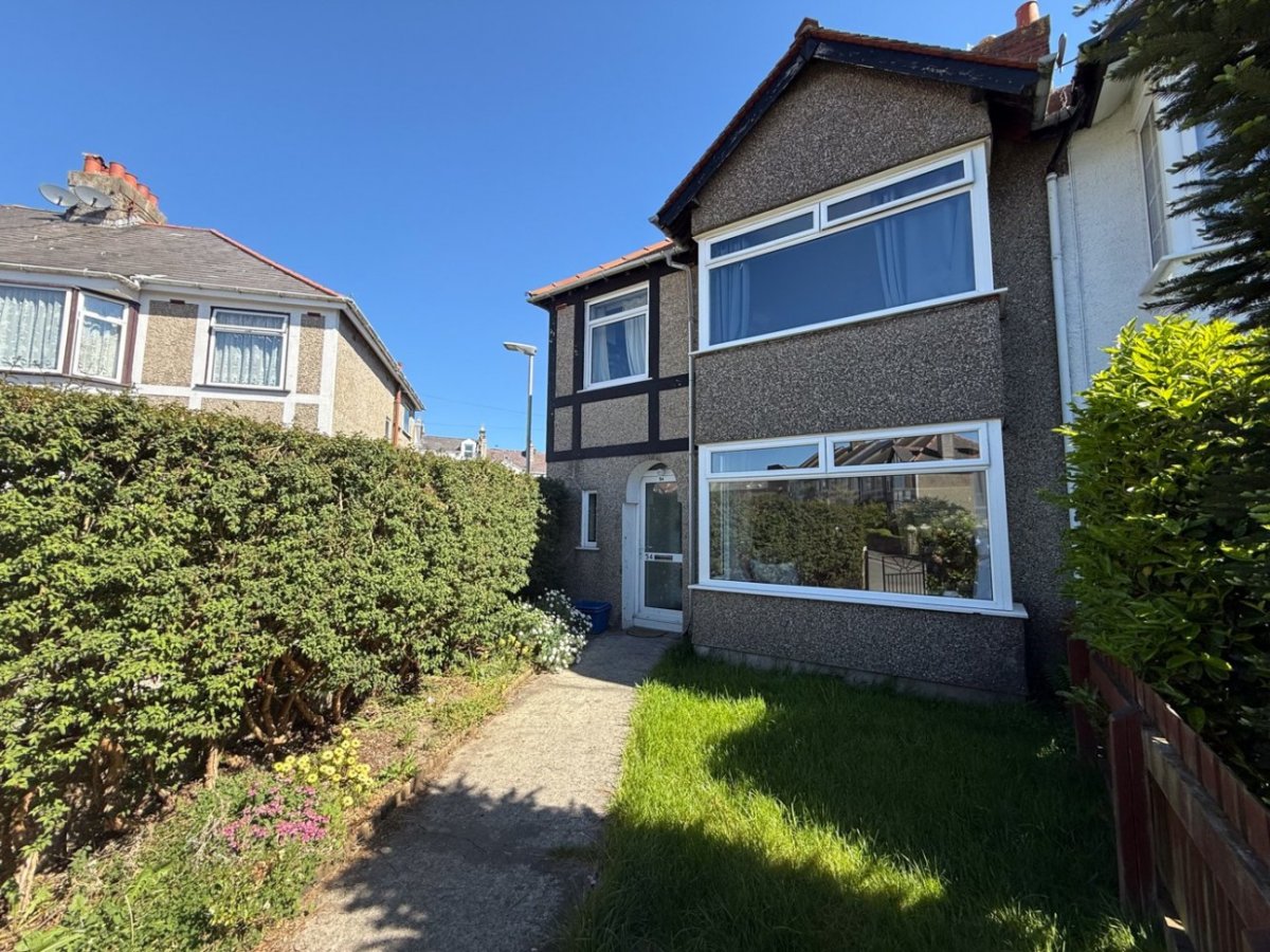 54, Westbourne Drive, Douglas, IM1 4BA.