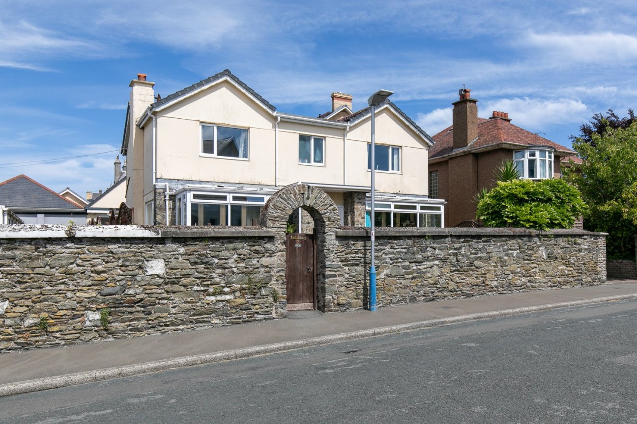 Inglemere, 2, Albany Road, Isle of Man, IM2 3AN, Douglas. - Photo 1 of 14