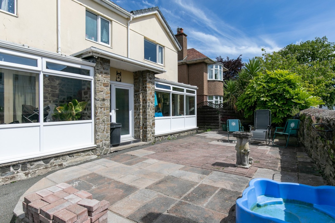 Inglemere, 2, Albany Road, Isle of Man, IM2 3AN, Douglas. - Photo 2 of 14