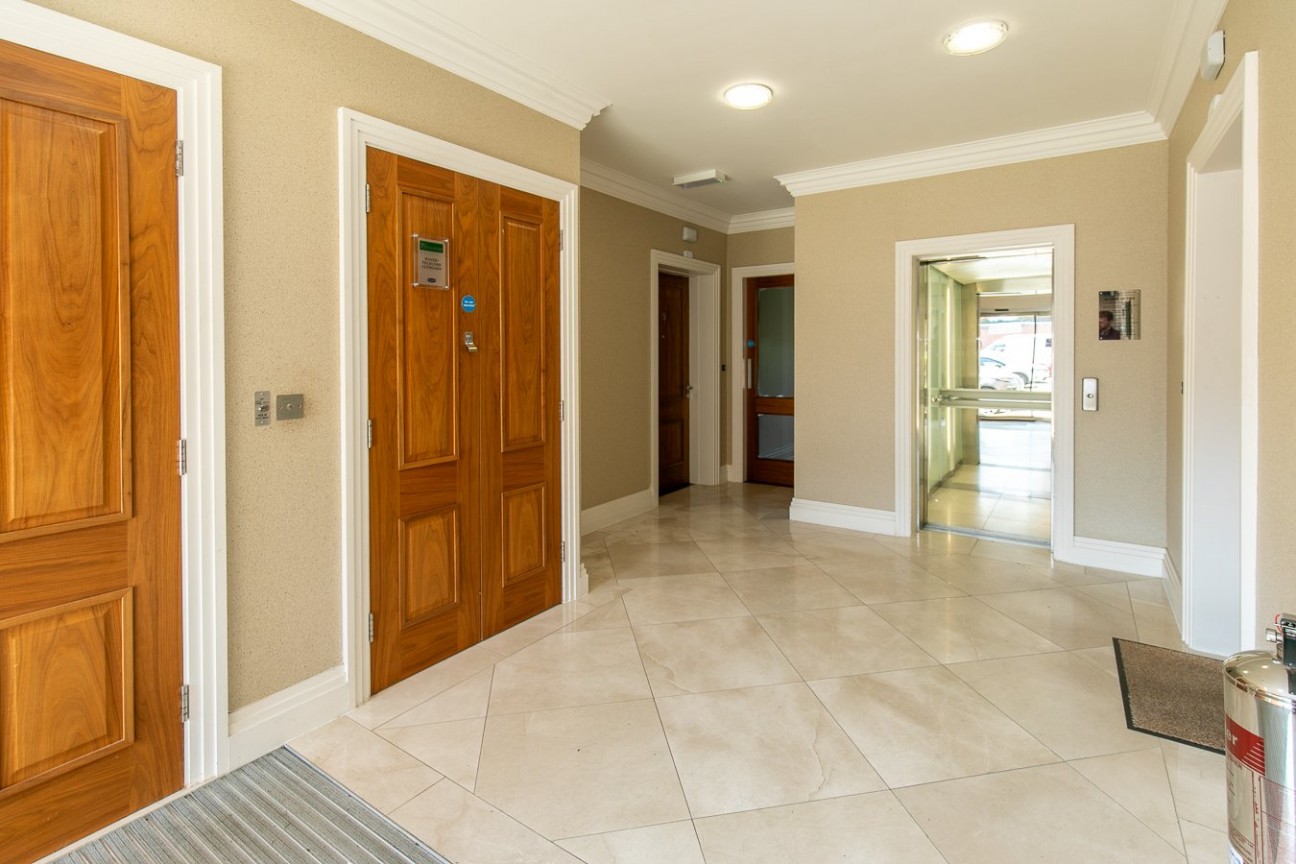 Apartment 14, The Pavillions, Fairway Drive, Ramsey, Isle of Man, IM8 2BA. - Photo 4 of 18