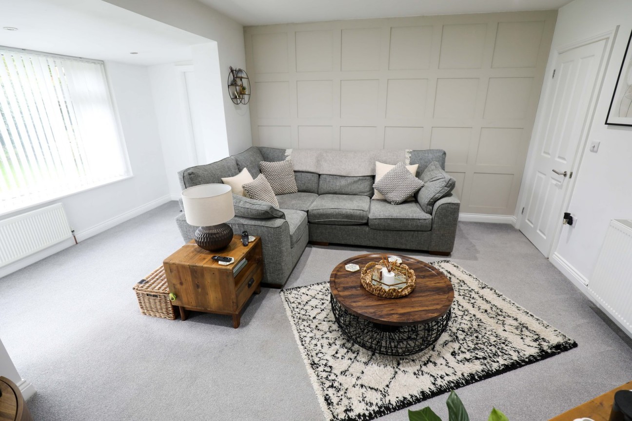 3, Mount View Close, Onchan, IM3 4BR. - Photo 4 of 24