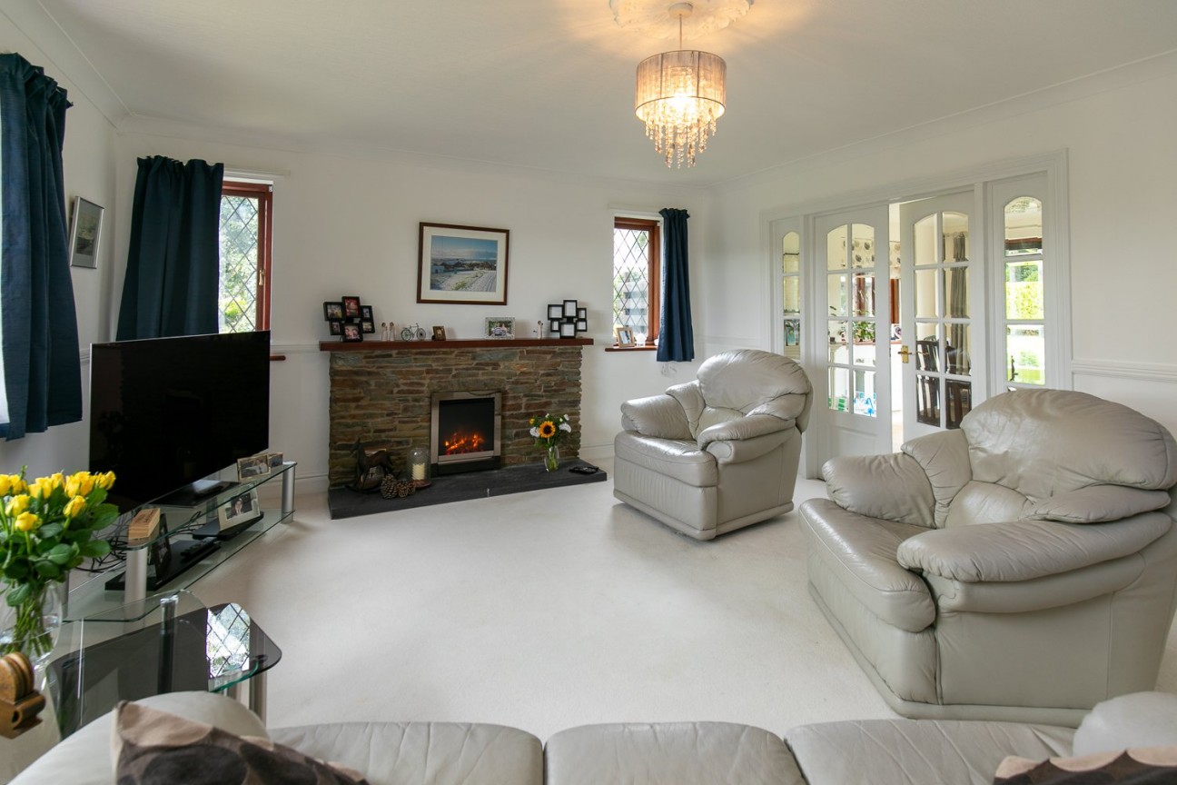 16, Park Close, Glen Vine, Isle of Man, IM4 4HB. - Photo 5 of 30