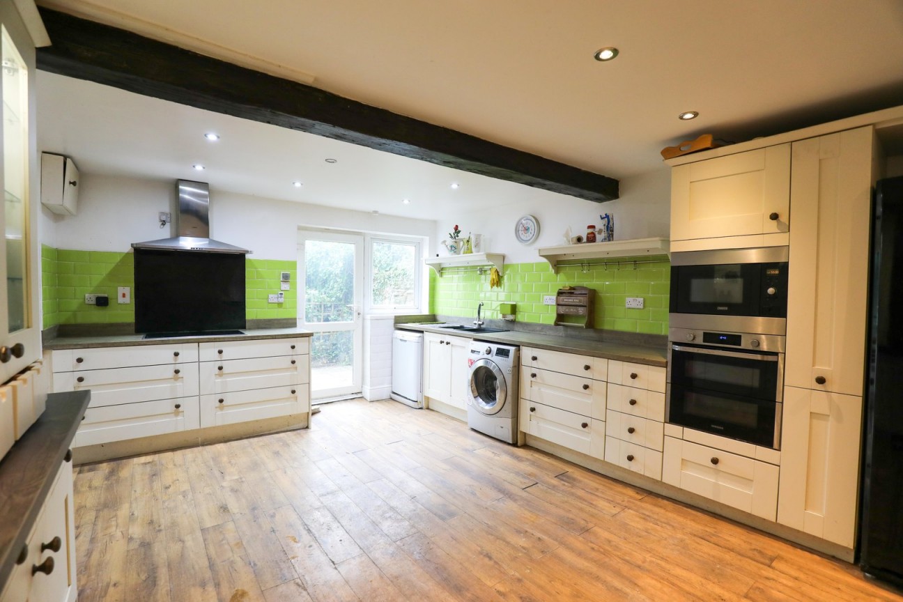 33, New Road, Laxey, IM4 7BG. - Photo 5 of 17