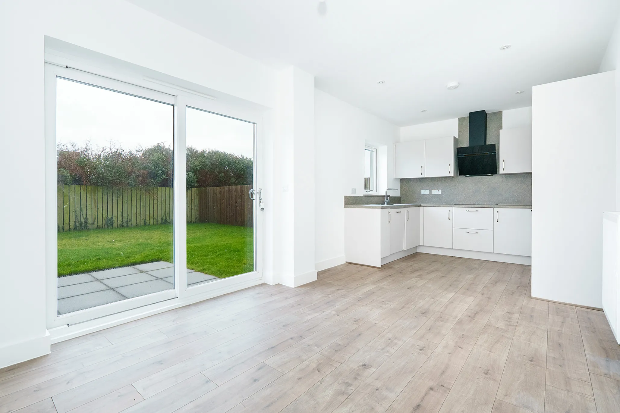 98 Royal Park, Ramsey. - Photo 5 of 21