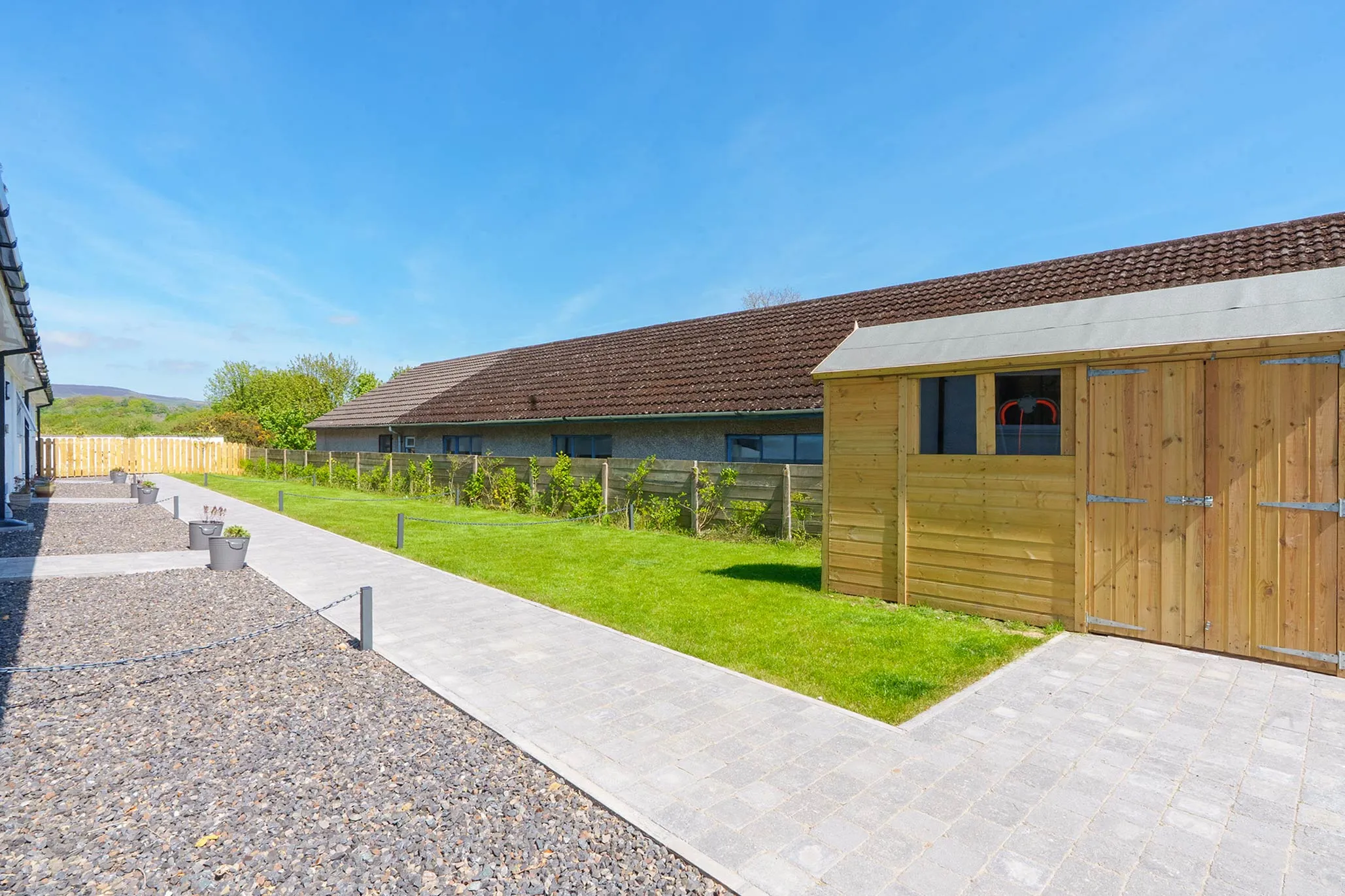 3 Stanley Court, Onchan. - Photo 2 of 13