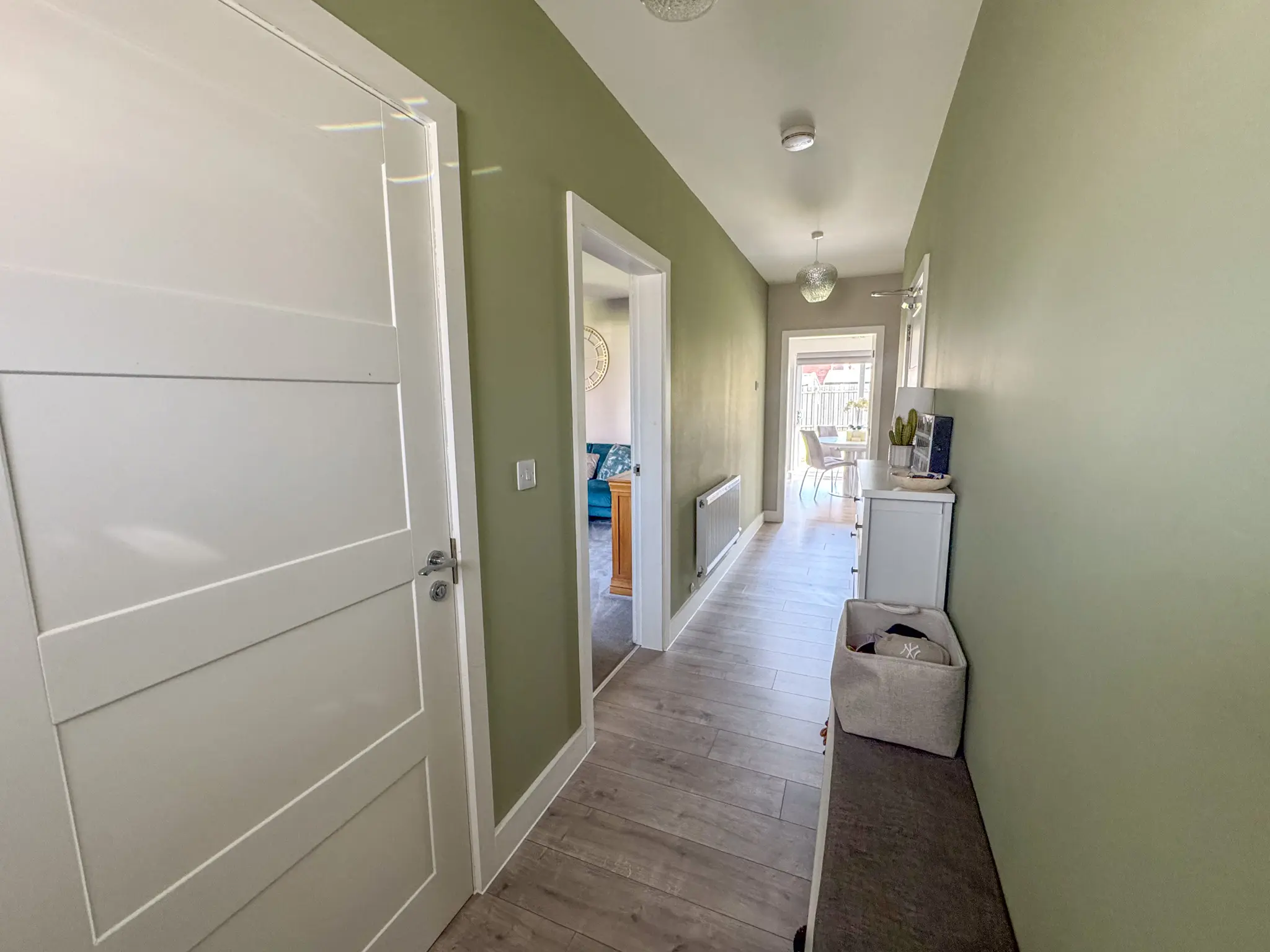 90 Royal Park, Ramsey. - Photo 2 of 23