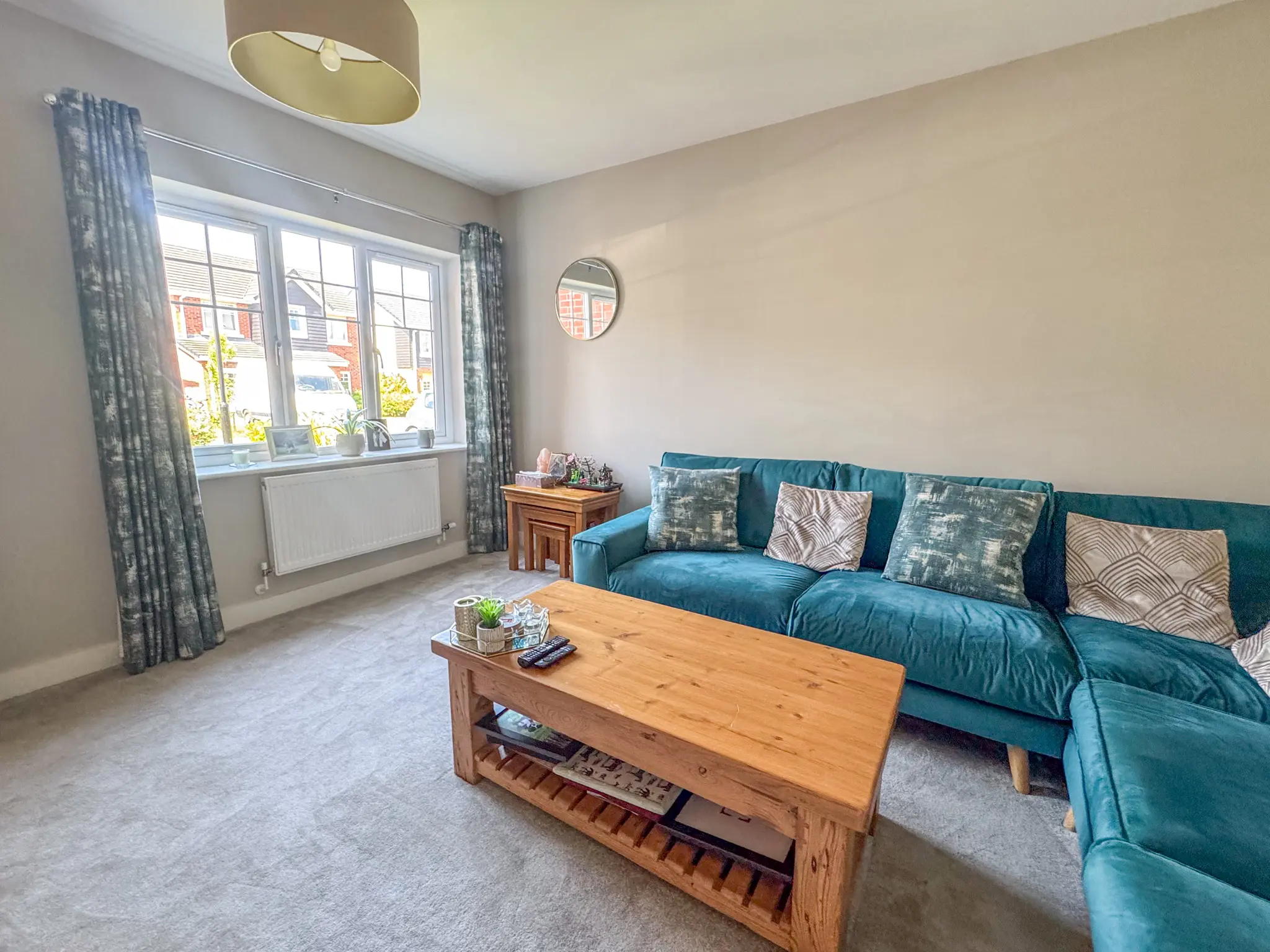 90 Royal Park, Ramsey. - Photo 4 of 23
