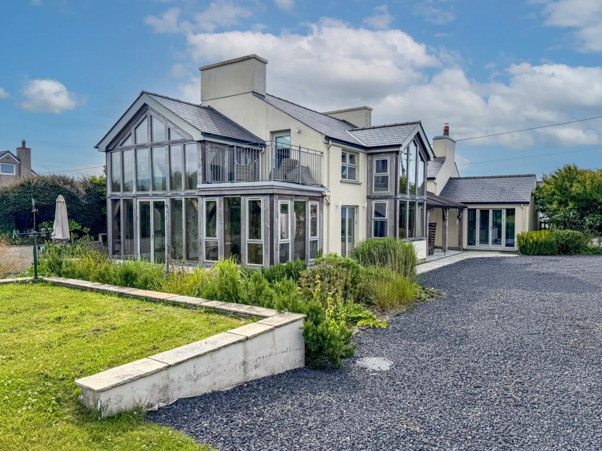 Tramman, 5 Beach Road, Port St Mary.