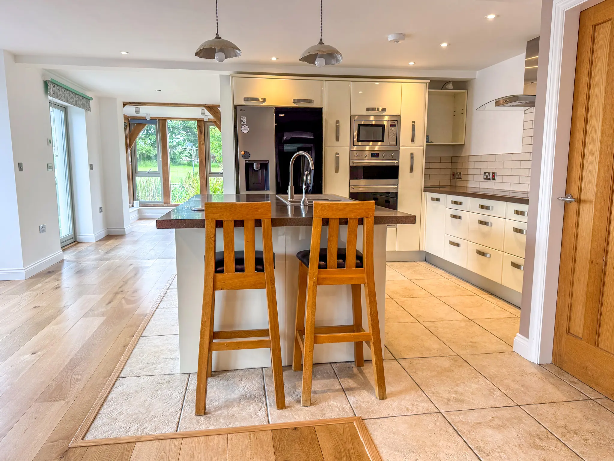 Tramman, 5 Beach Road, Port St Mary. - Photo 4 of 39
