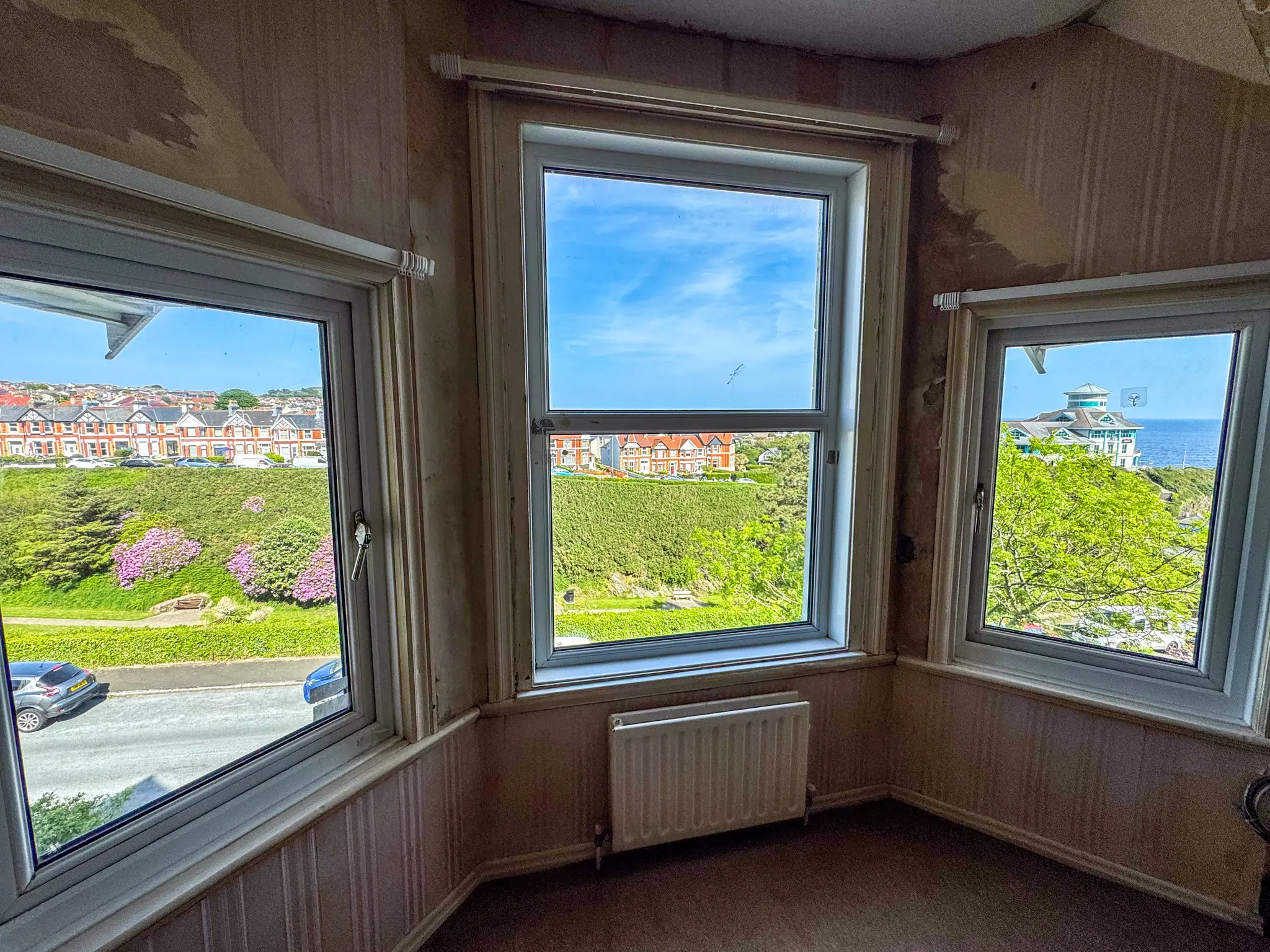 Apartment 3, 29 Royal Avenue West, Onchan. - Photo 2 of 14