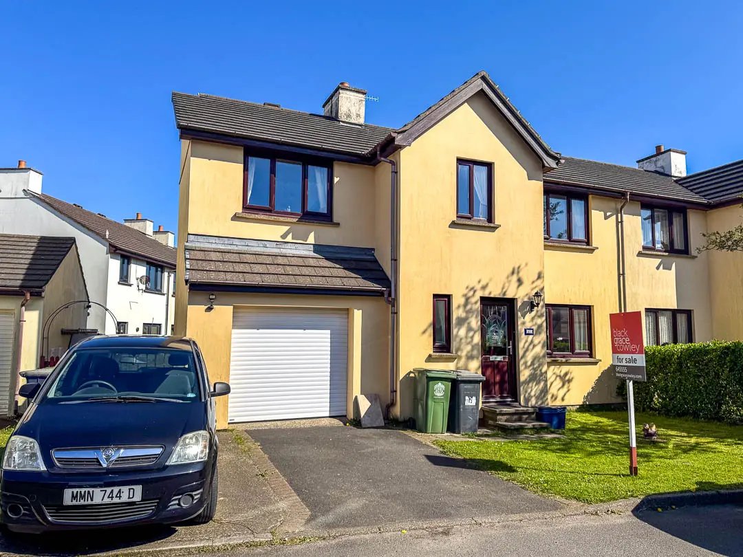 41 Campion Way, Douglas.