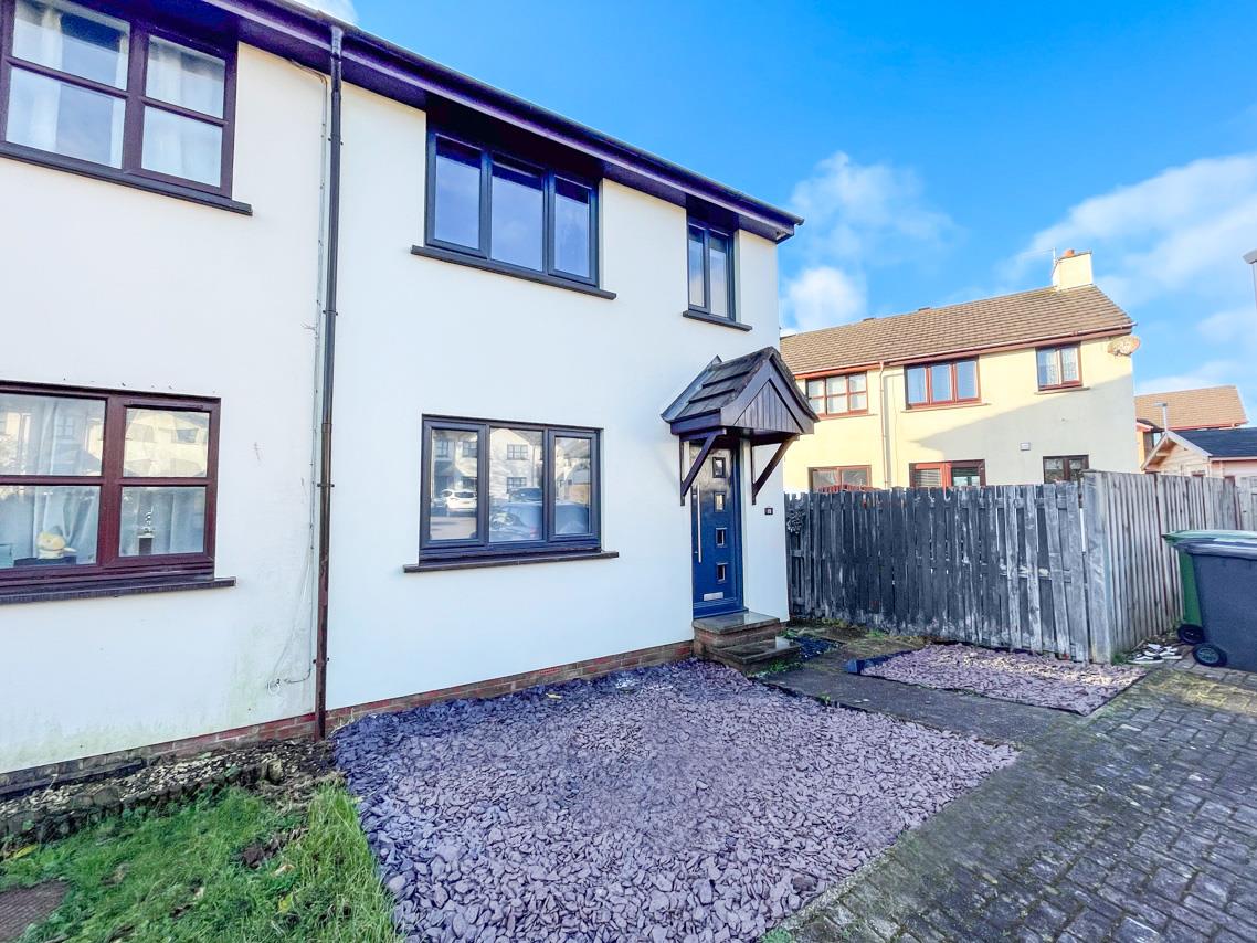 18 Dovescroft Douglas. - Photo 1 of 13