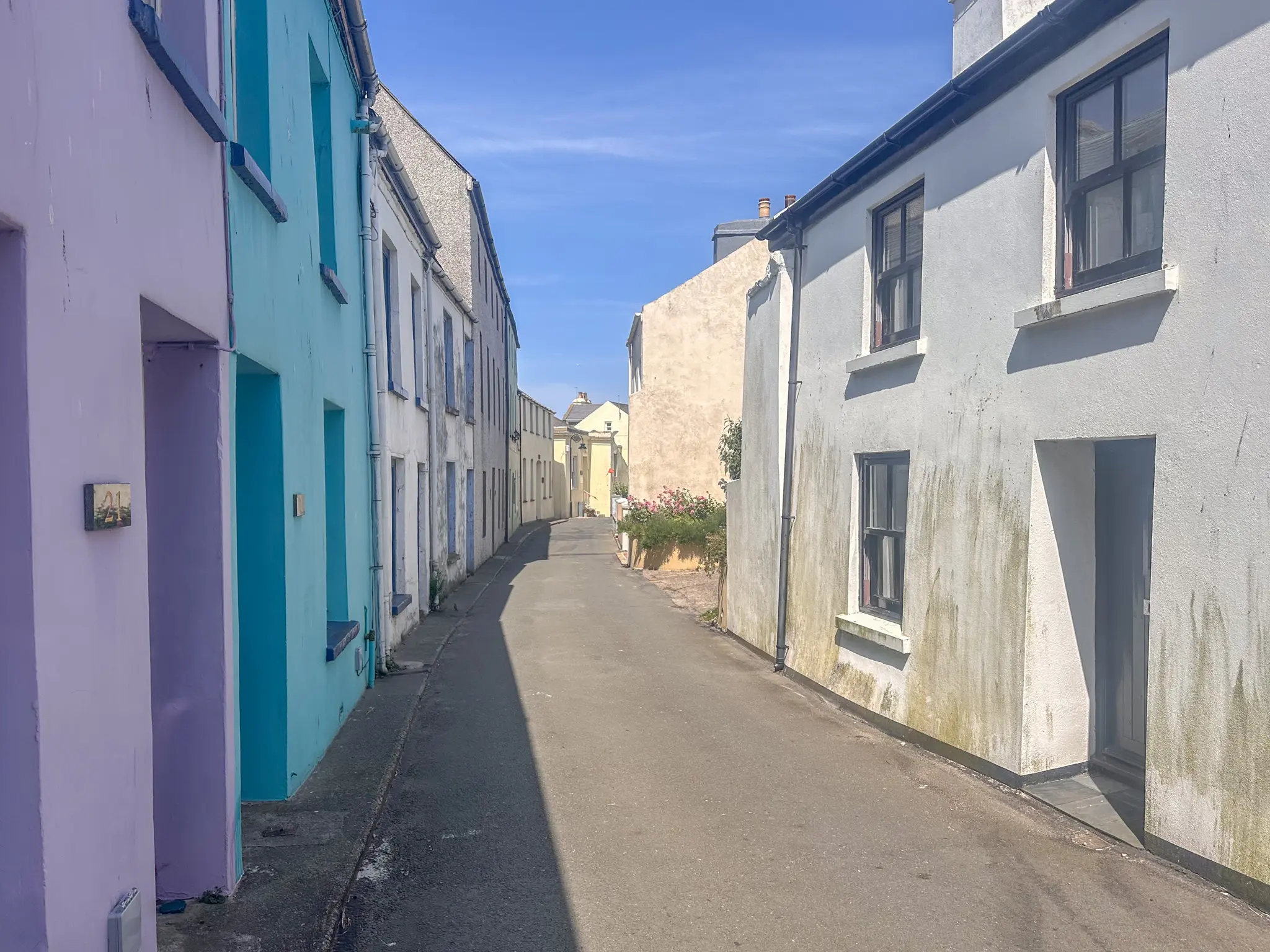 25 Castle Street, Peel. - Photo 1 of 9