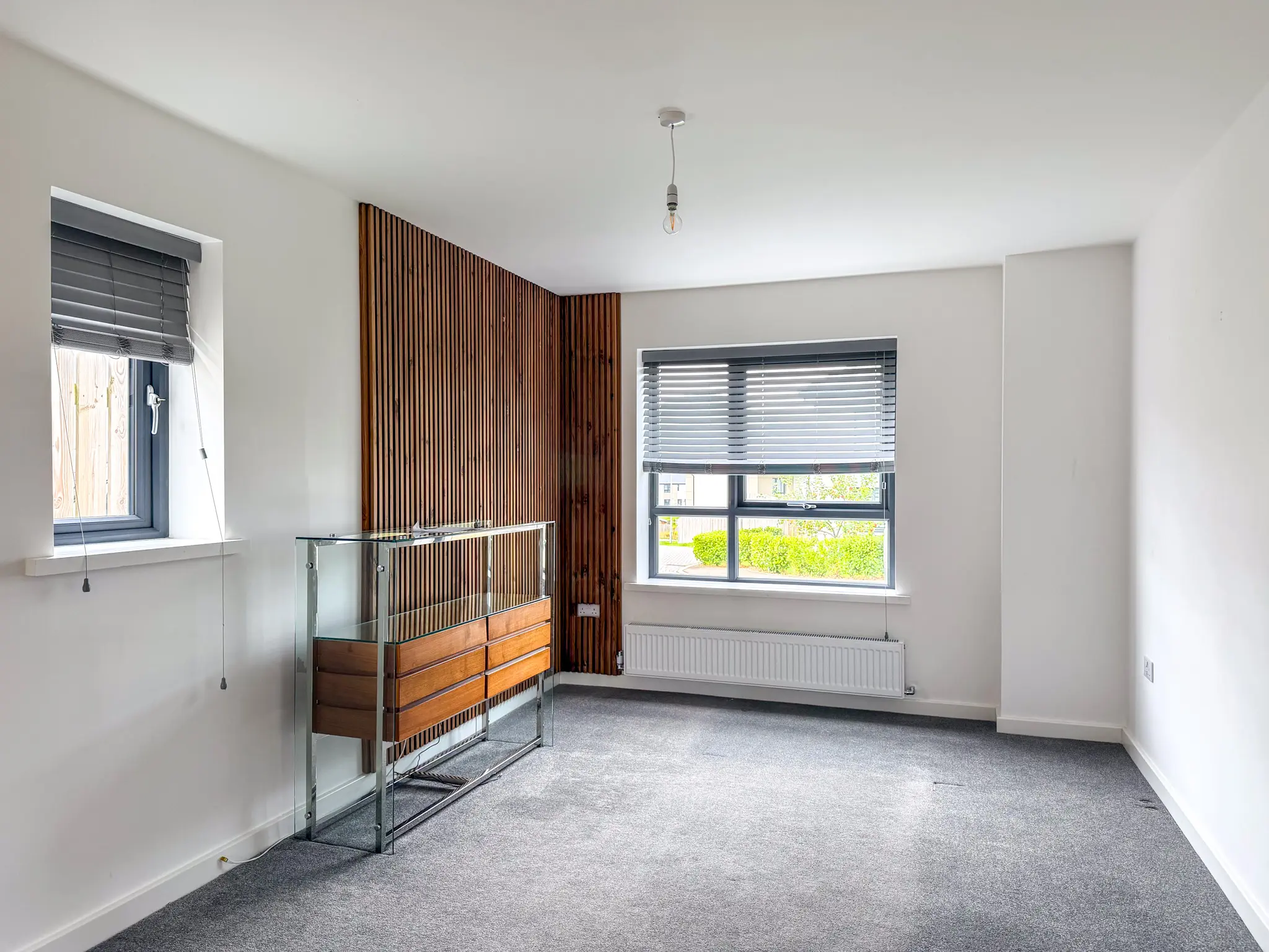 21 Gibbs Grove, Ramsey. - Photo 3 of 16