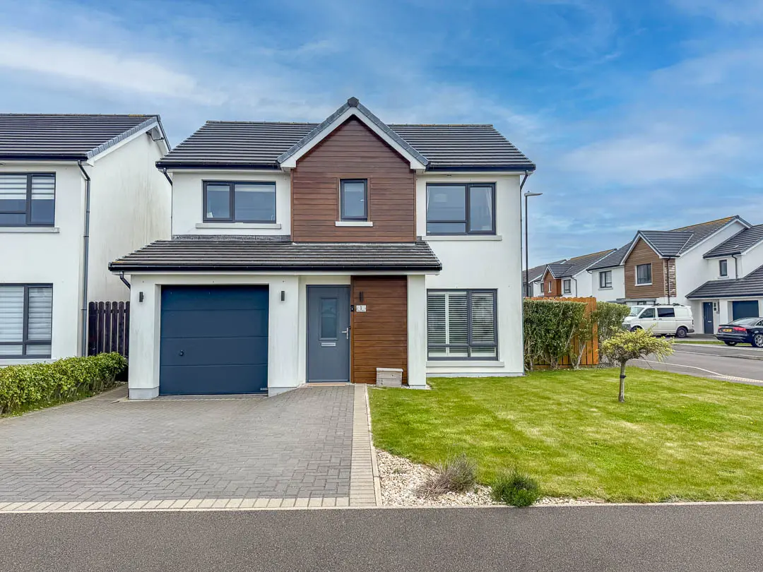1 Meayll Drive, Ballakilley, Port St Mary. - Photo 1 of 36