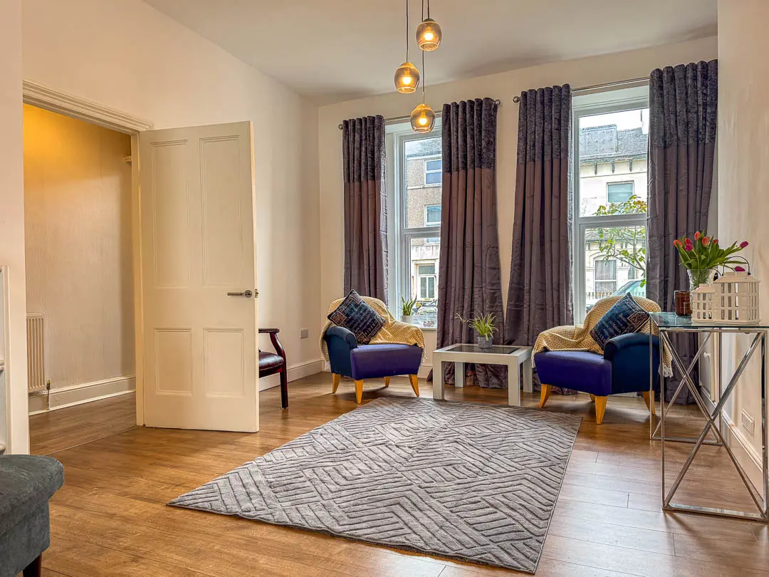 7 Oxford Street, Douglas. - Photo 4 of 26