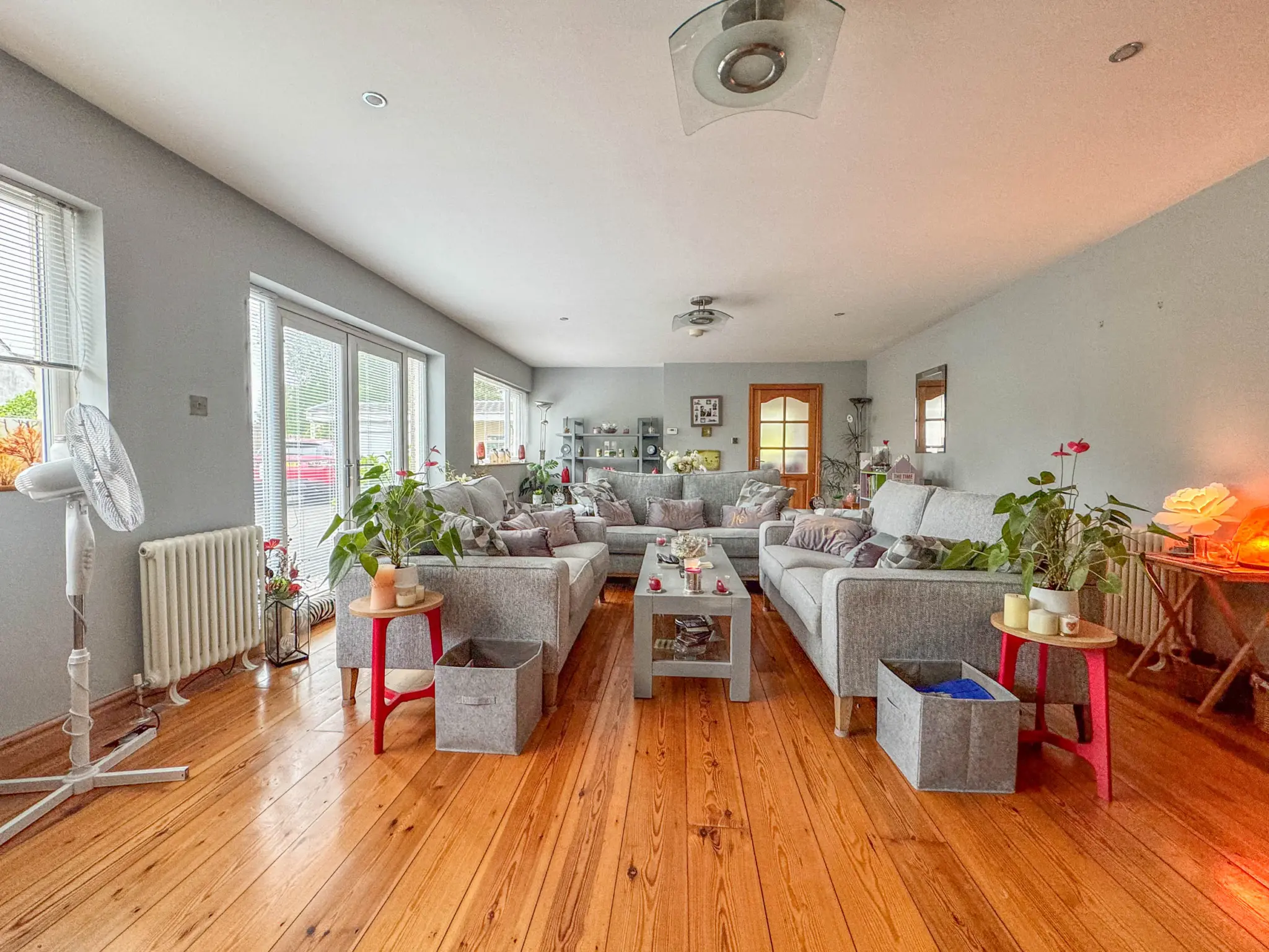 Kerrow Glass, Greeba, St Johns. - Photo 4 of 46