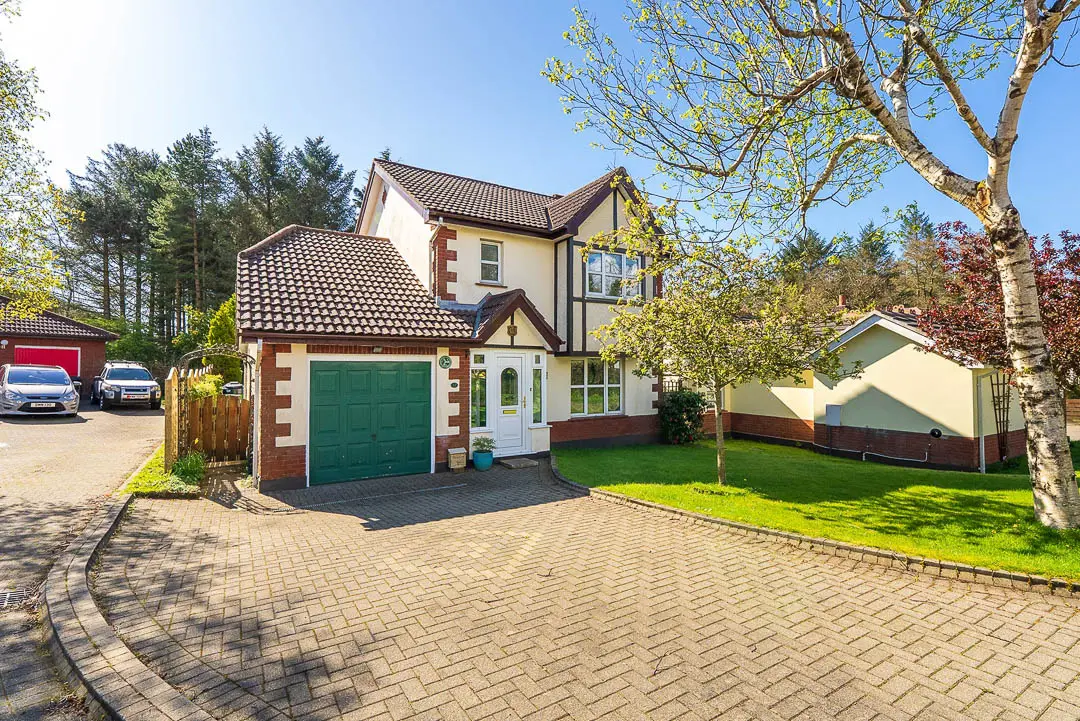 19 The Laurels, Douglas. - Photo 1 of 26