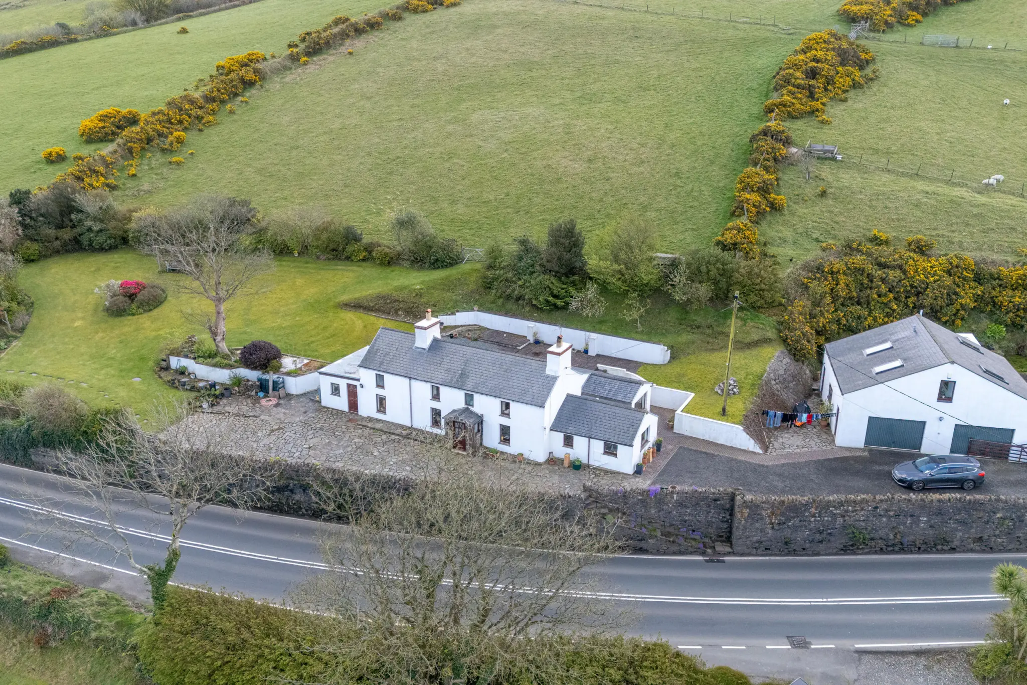 Ballamenagh cottage, Kirk Michael. - Photo 1 of 42