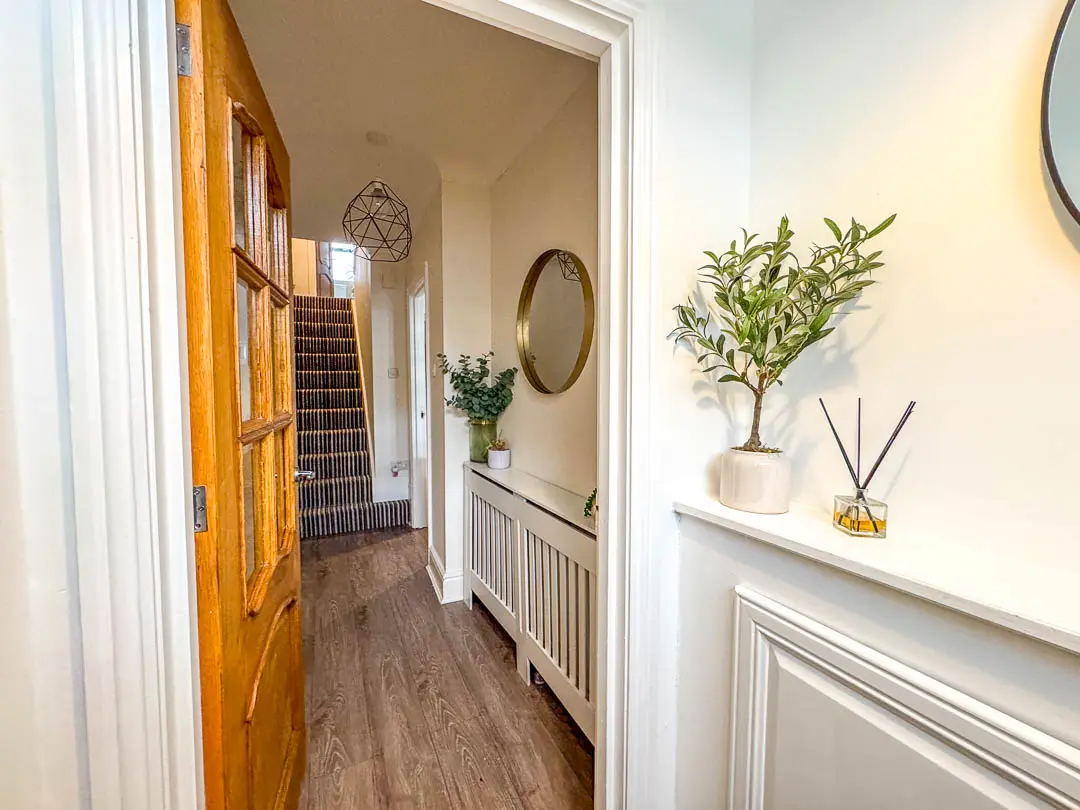 18 Victoria Avenue, Douglas. - Photo 3 of 25