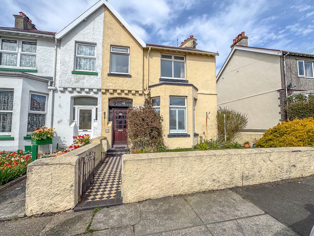 11 Royal Drive Onchan. - Photo 1 of 18