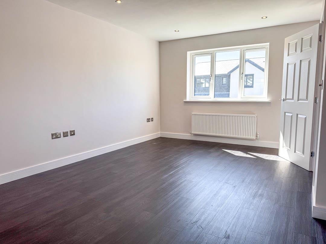 2 Penny Lane Crosby Meadows, Crosby. - Photo 4 of 19
