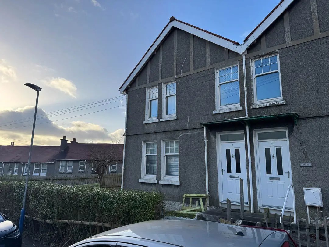 11 Falcon Cliff Terrace, Douglas.