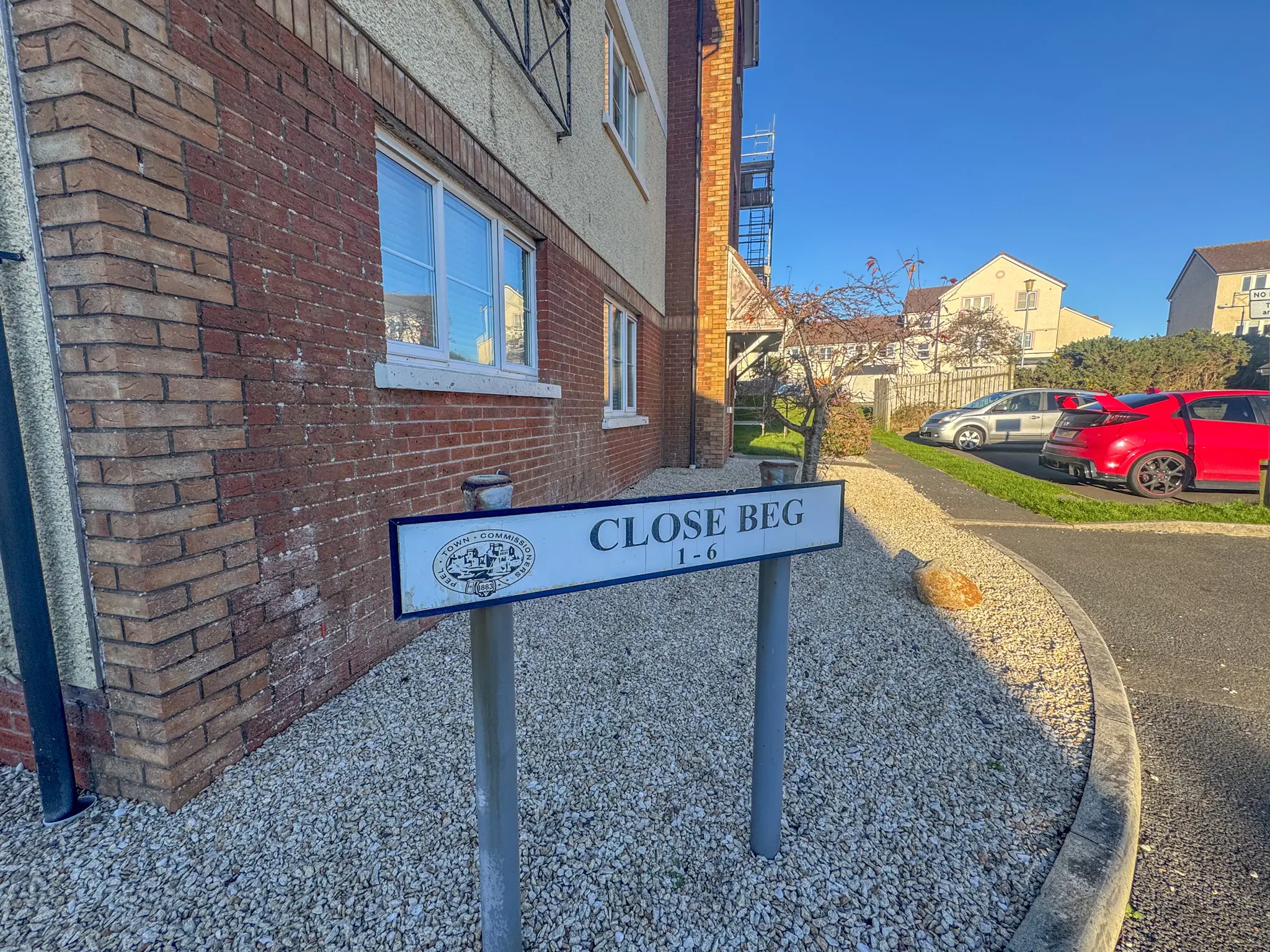 2 Close Beg, Peel. - Photo 1 of 16