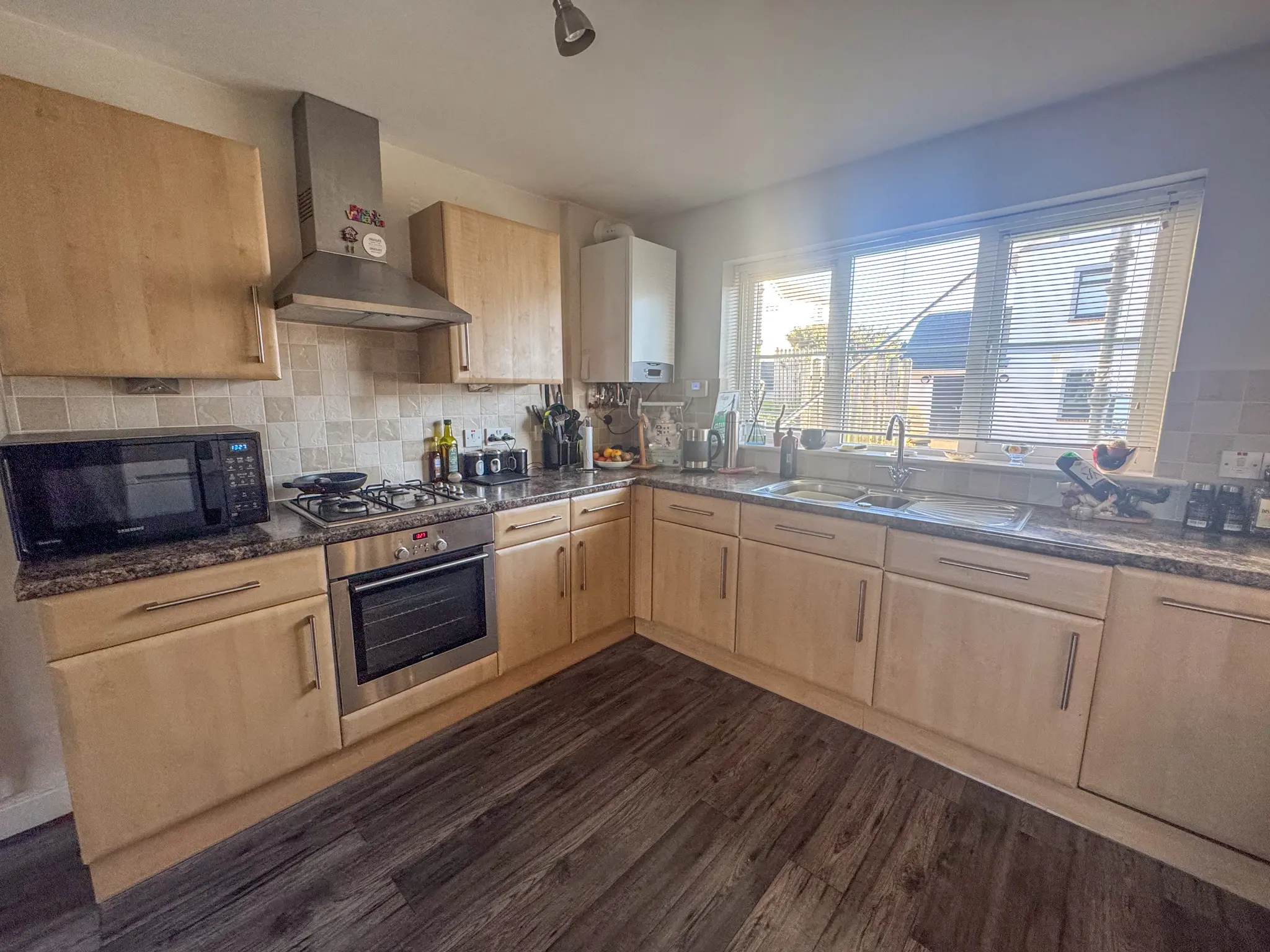 2 Close Beg, Peel. - Photo 3 of 16