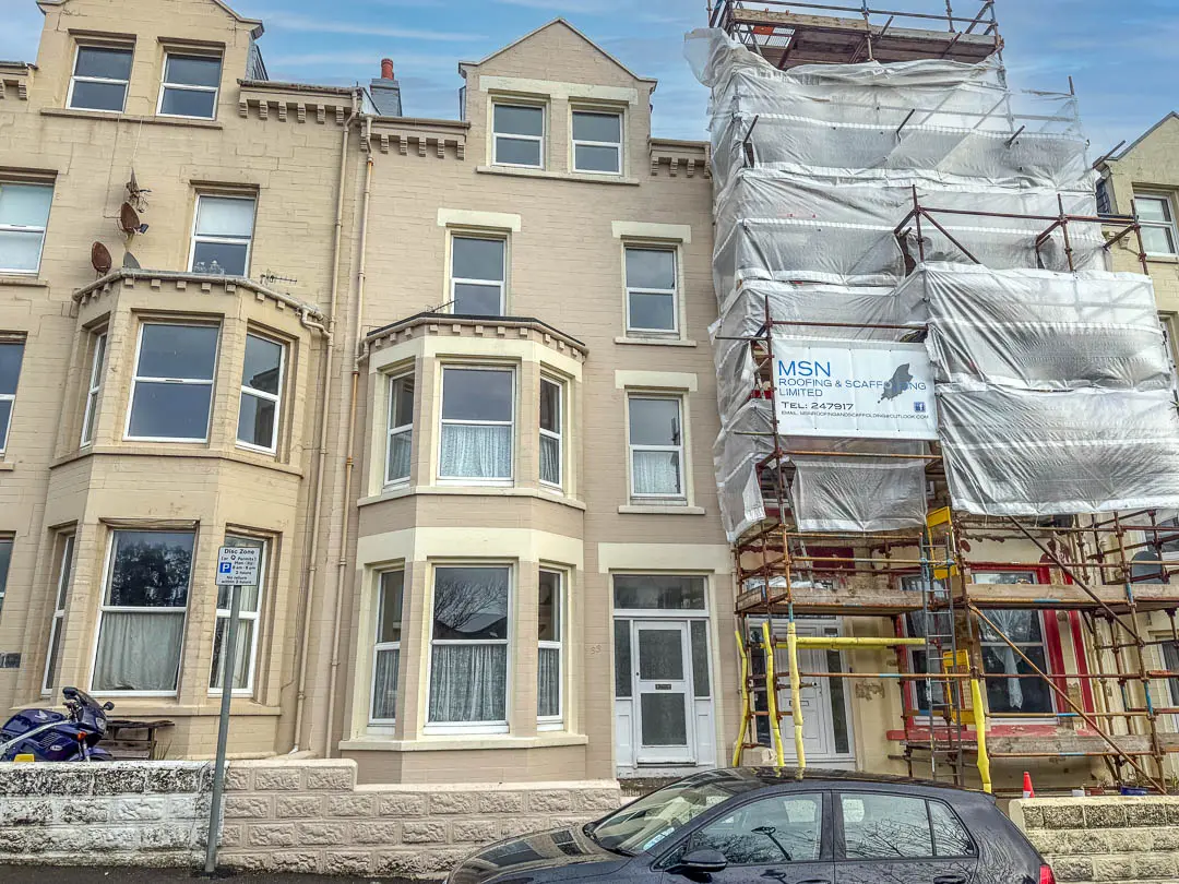 33 Hutchinson Square, Douglas. - Photo 1 of 17