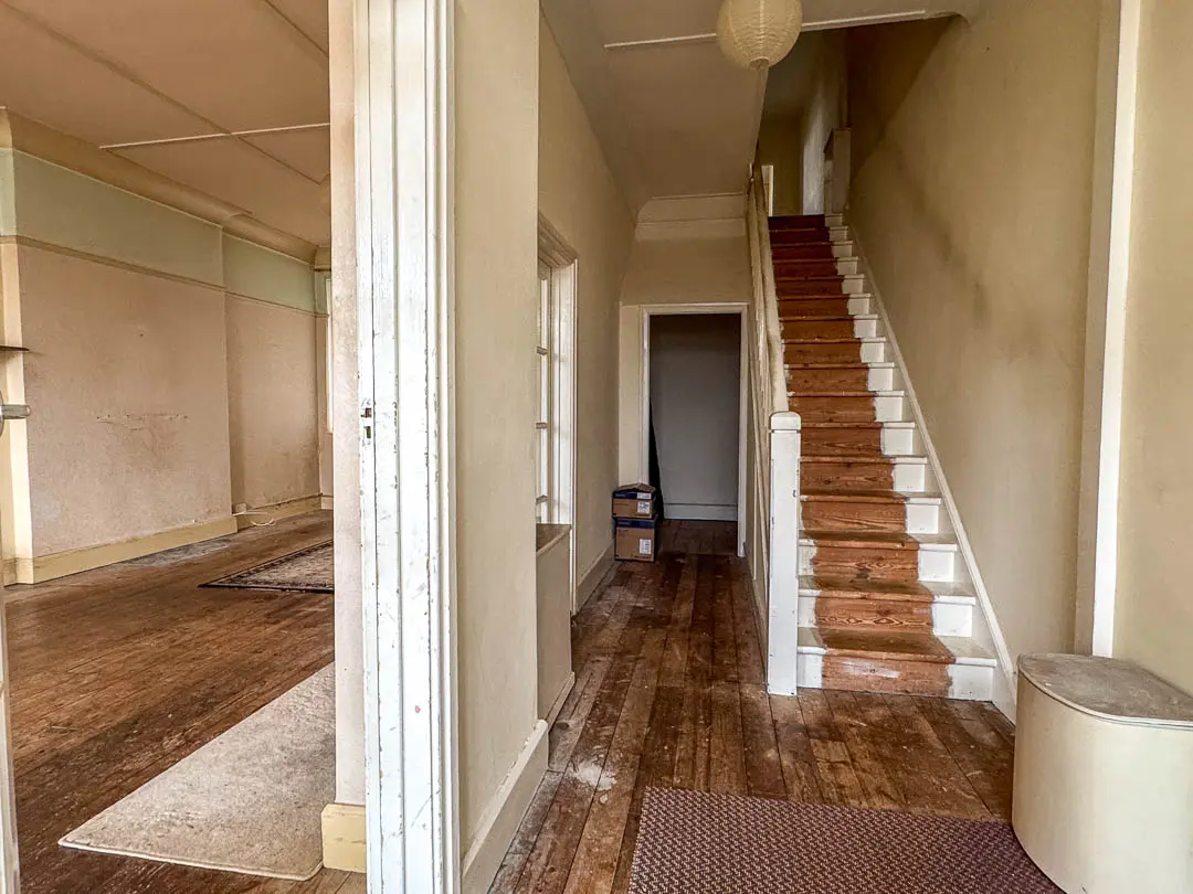 33 Hutchinson Square, Douglas. - Photo 2 of 17