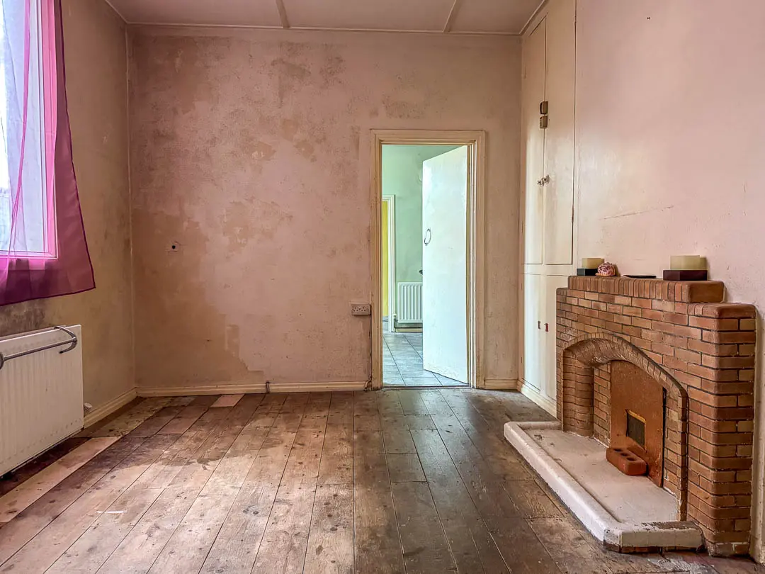 33 Hutchinson Square, Douglas. - Photo 5 of 17