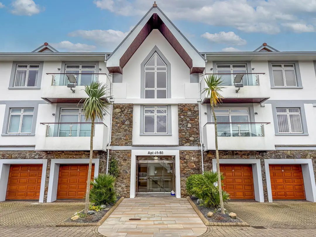 Apt 45, Majestic Apartments, Onchan. - Photo 1 of 25