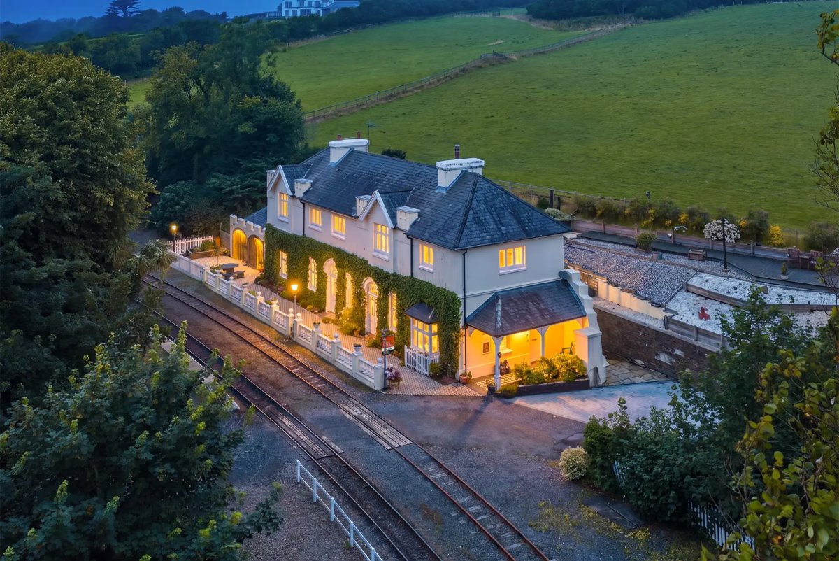 Station House, Port Soderick Glen Road, Port Soderick, Santon.