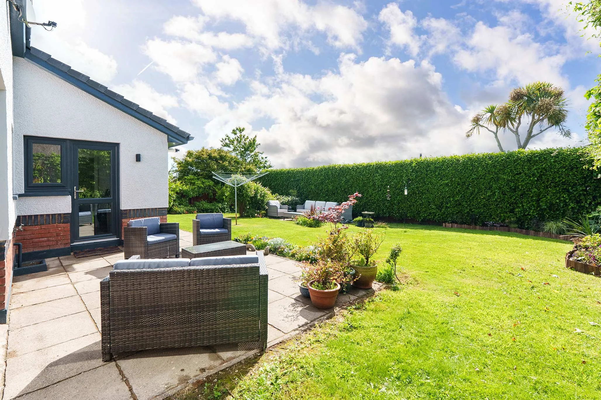 59 Maple Avenue, Onchan. - Photo 2 of 26