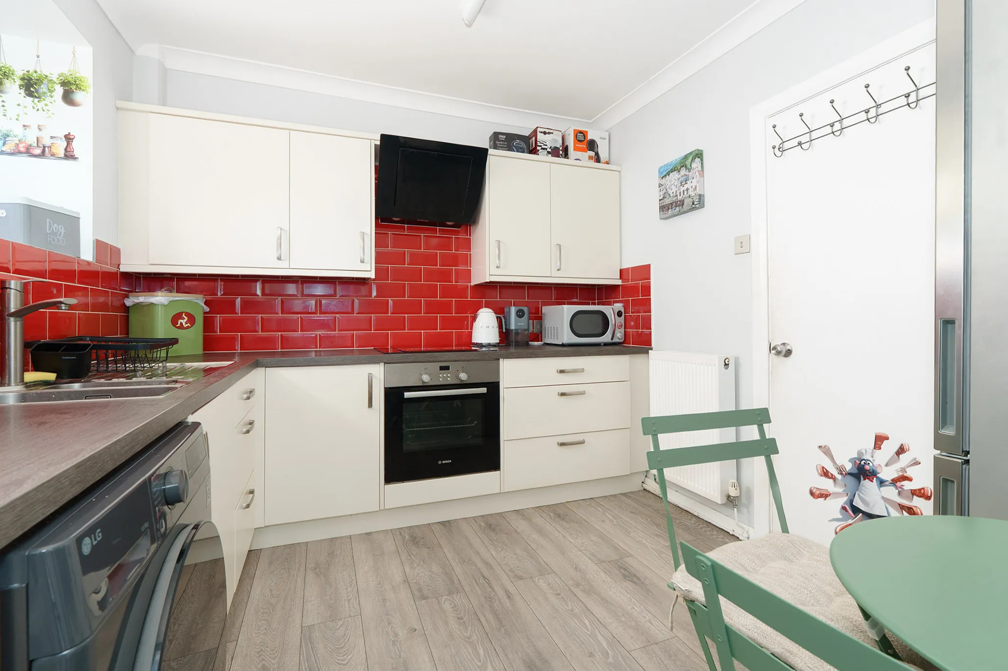 Apartment 1, Grosvenor Court, Derby Terrace, Douglas. - Photo 5 of 15