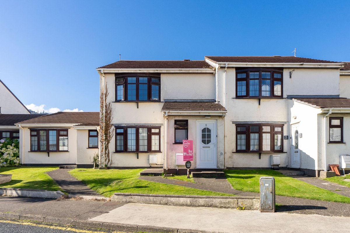 8 St Pauls Mews, Ramsey.