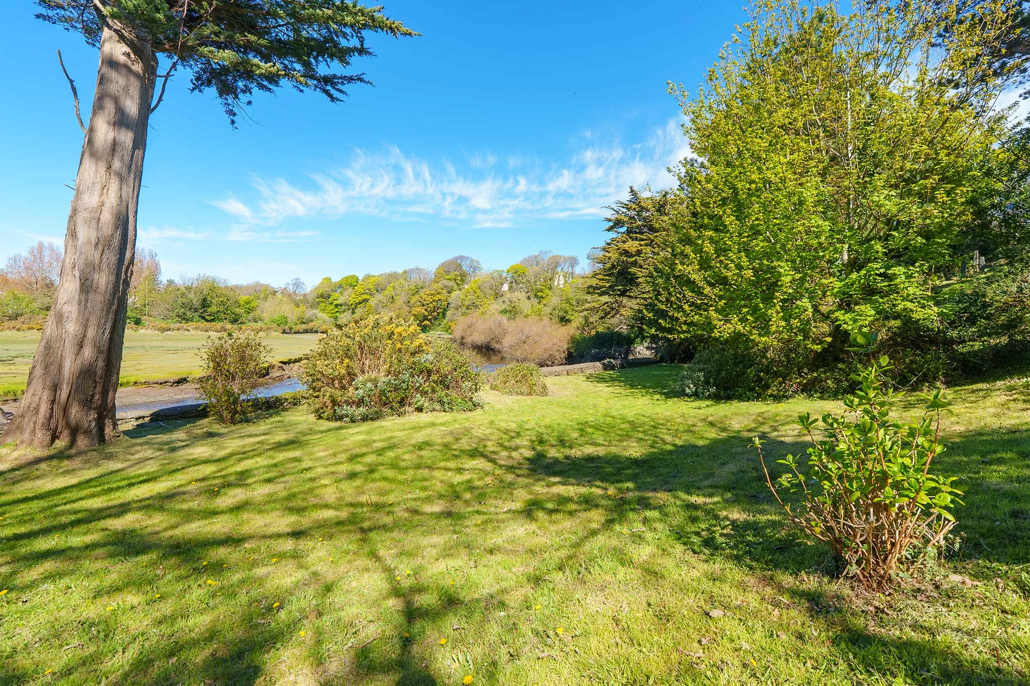 Westfield, Westfield Drive, Ramsey. - Photo 5 of 48